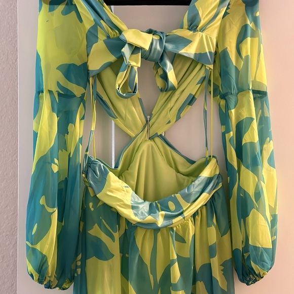 Deep V-neck Waist Belted High Slit Long Dress - Picture 4 of 7